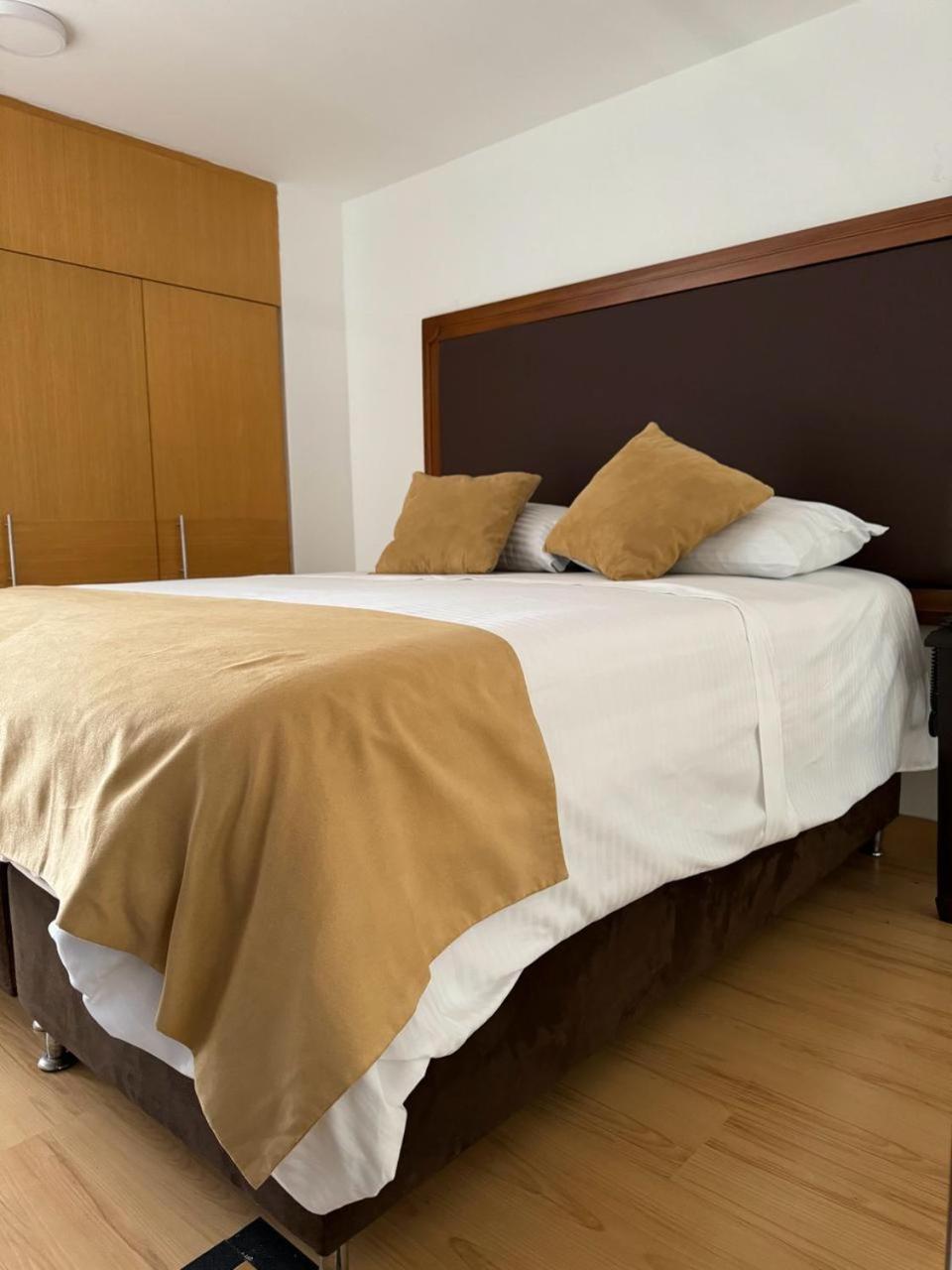 Hotel Dorado Ferial Bogota Buitenkant foto