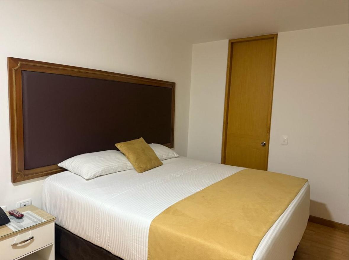 Hotel Dorado Ferial Bogota Buitenkant foto